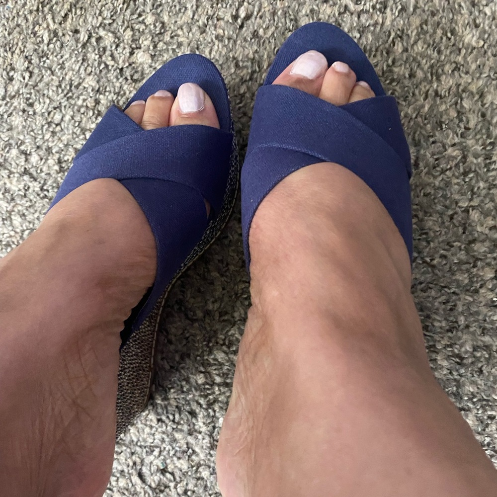 Nine west